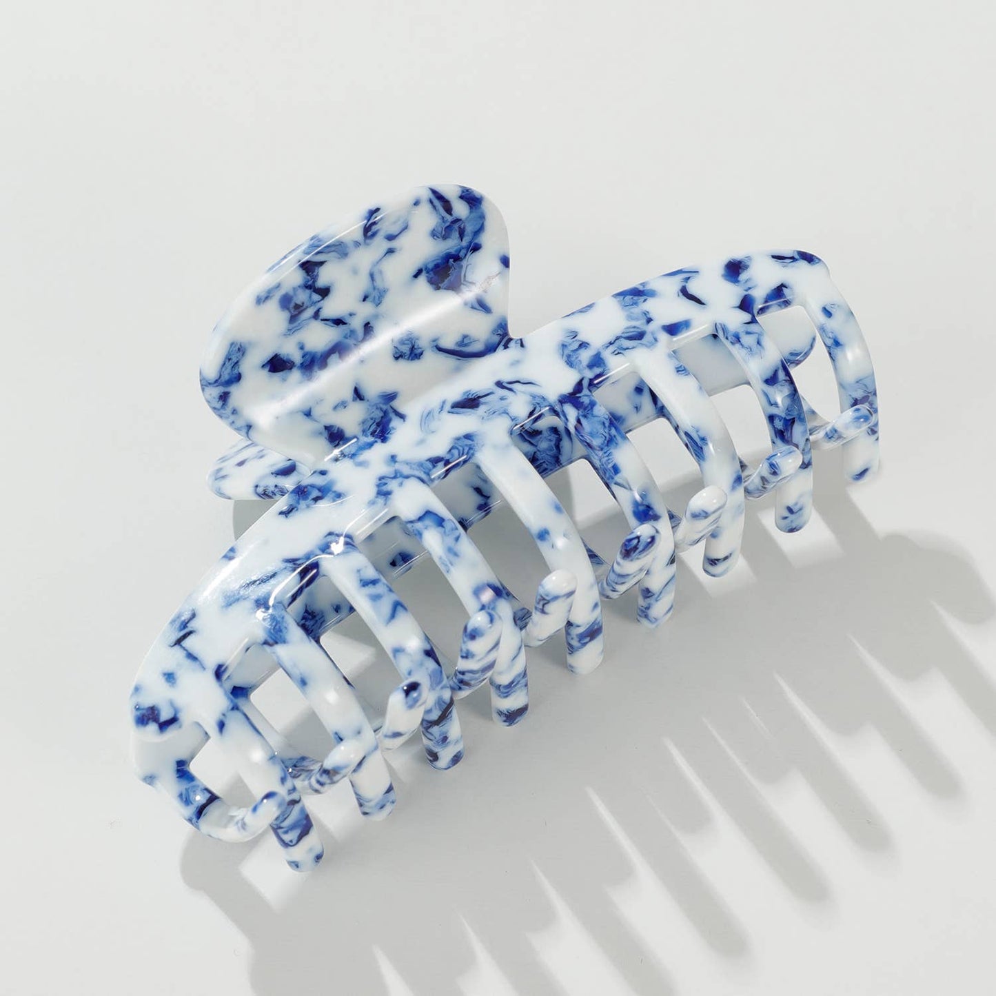 Coastal Blue Claw Clips