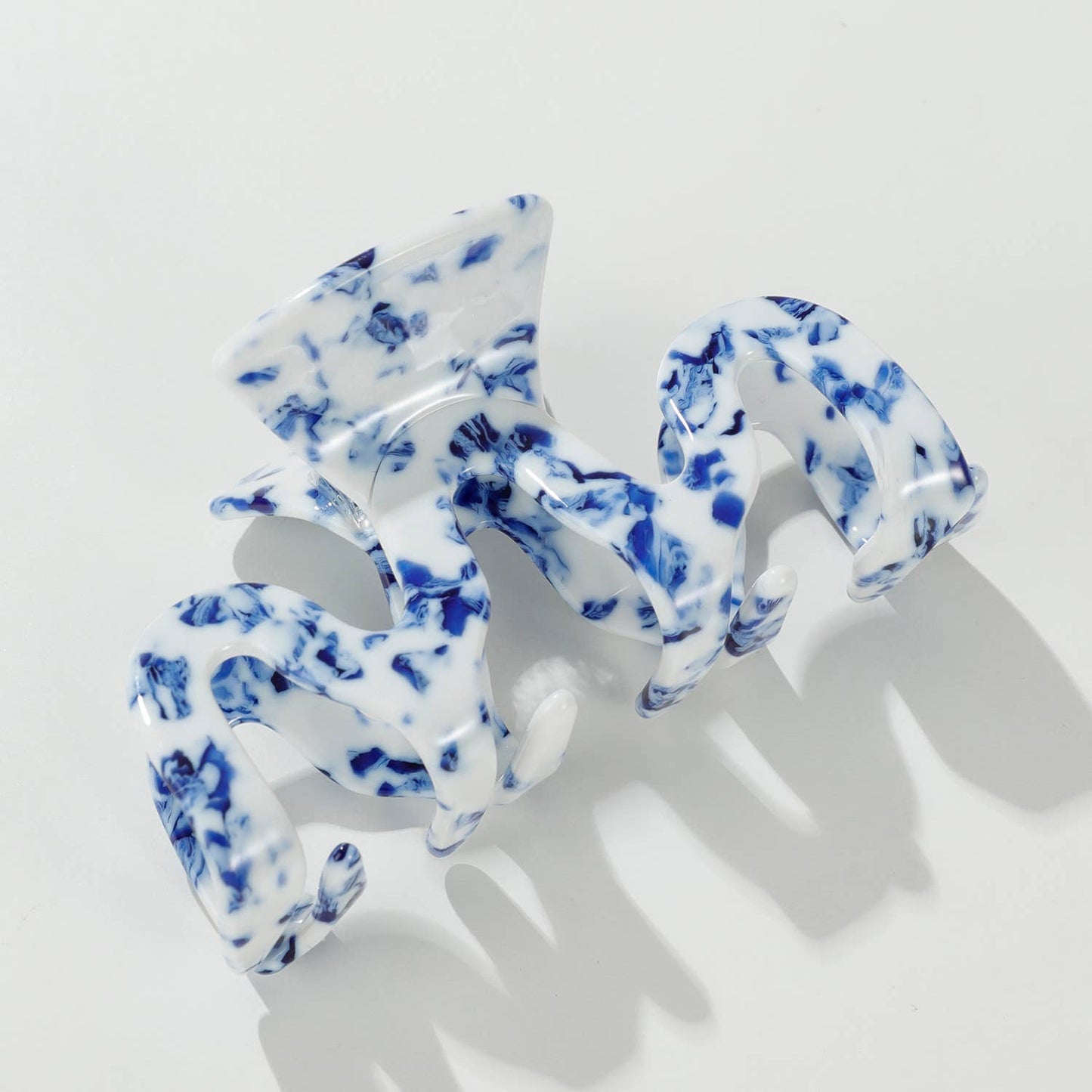 Coastal Blue Claw Clips